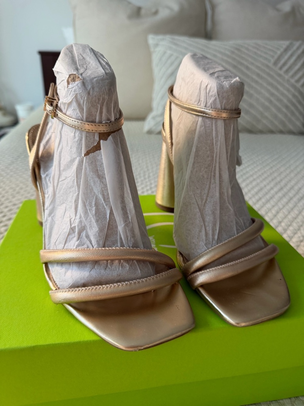 Sam Edelman Kia Heel in Gold Leather